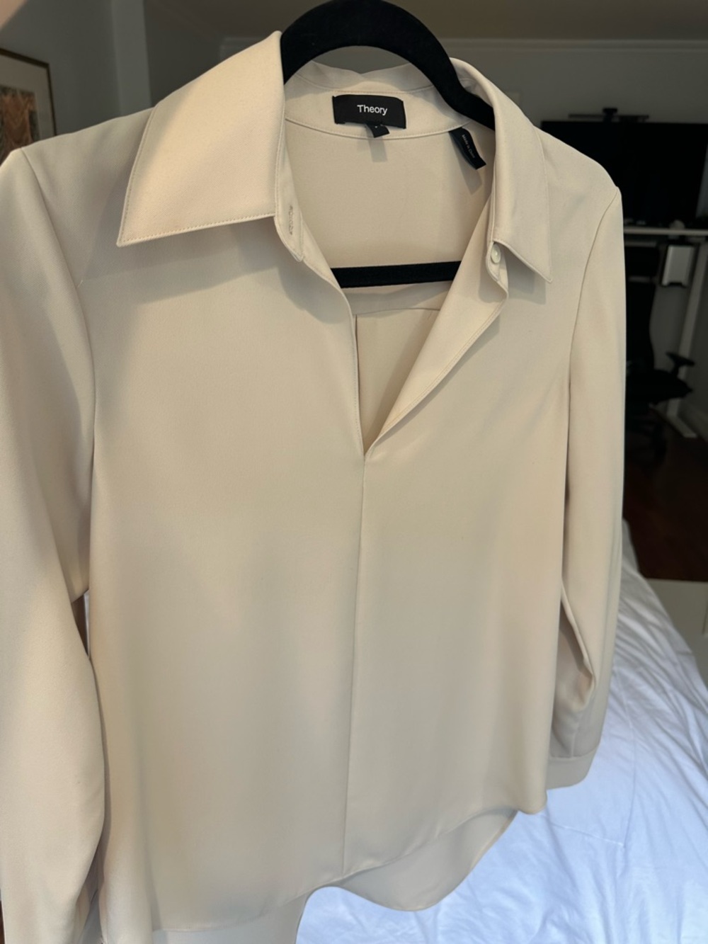 Theory Cream Silk-Crepe Button-Down Blouse size P